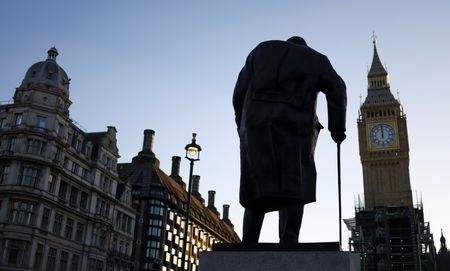 tagreuters.com2025binary_LYNXMPEL5C0V1-VIEWIMAGE