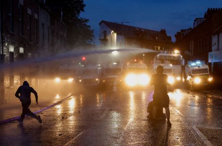 tagreuters.com2025binary_LYNXMPEL5H0FY-VIEWIMAGE