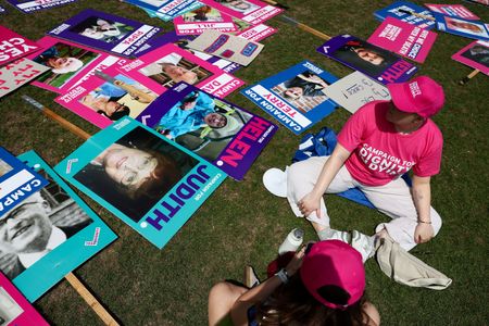 tagreuters.com2025binary_LYNXMPEL5J0JK-VIEWIMAGE