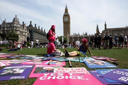 tagreuters.com2025binary_LYNXMPEL5J0LB-VIEWIMAGE