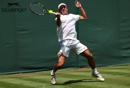 tagreuters.com2025binary_LYNXMPEL5T1A7-VIEWIMAGE