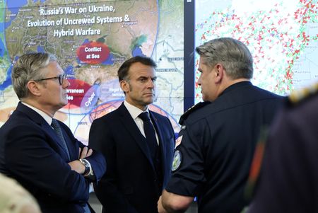 tagreuters.com2025binary_LYNXMPEL690NB-VIEWIMAGE