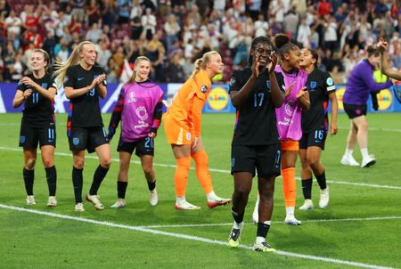 tagreuters.com2025binary_LYNXMPEL6M0NY-VIEWIMAGE