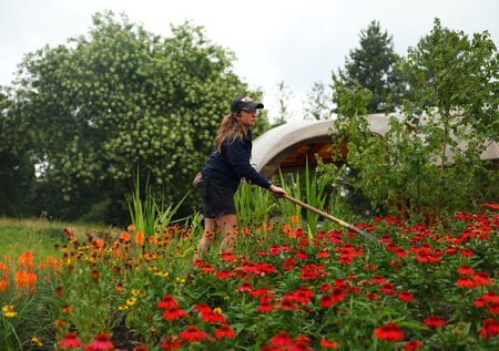 tagreuters.com2025binary_LYNXMPEL6N17U-VIEWIMAGE