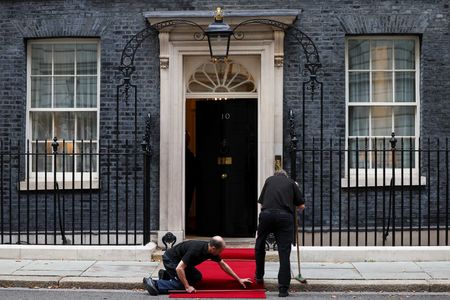 tagreuters.com2025binary_LYNXMPEL7D0AI-VIEWIMAGE