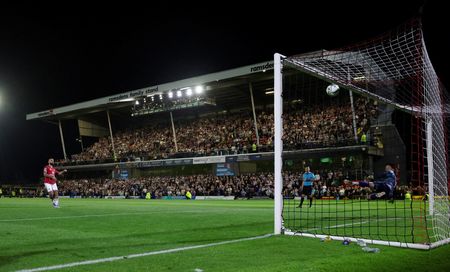 tagreuters.com2025binary_LYNXMPEL7Q11A-VIEWIMAGE