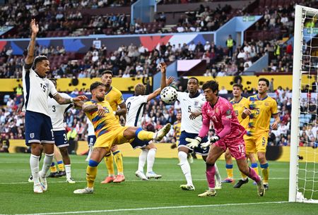 tagreuters.com2025binary_LYNXMPEL85088-VIEWIMAGE