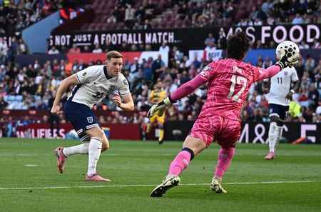 tagreuters.com2025binary_LYNXMPEL85089-VIEWIMAGE