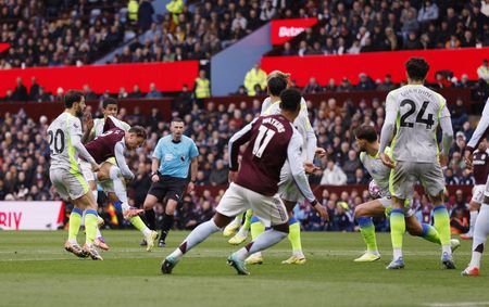 tagreuters.com2025binary_LYNXMPEL9P0F9-VIEWIMAGE