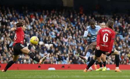 tagreuters.com2025binary_LYNXMPELAE073-VIEWIMAGE