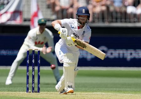 tagreuters.com2025binary_LYNXMPELAK03R-VIEWIMAGE