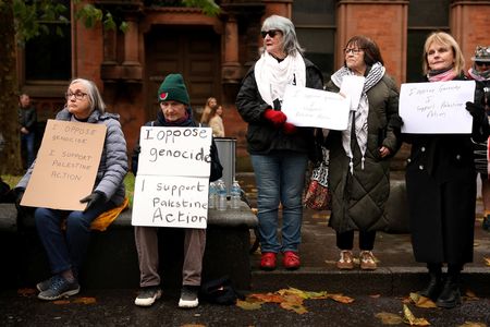 tagreuters.com2025binary_LYNXMPELAP06Y-VIEWIMAGE