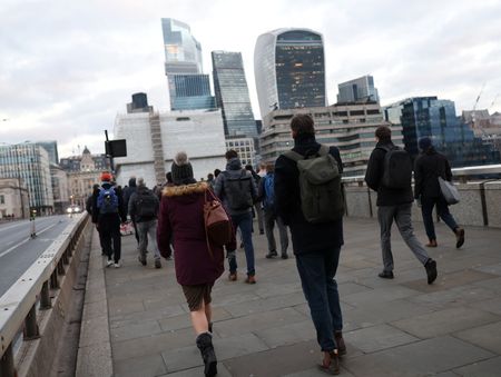 tagreuters.com2025binary_LYNXMPELAR084-VIEWIMAGE