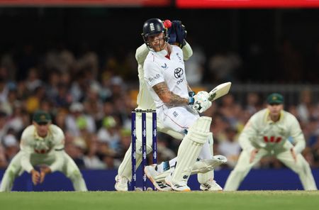 tagreuters.com2025binary_LYNXMPELB30DX-VIEWIMAGE