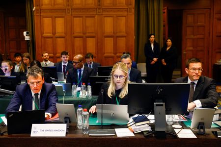 tagreuters.com2025binary_LYNXNPEL0R0BA-VIEWIMAGE