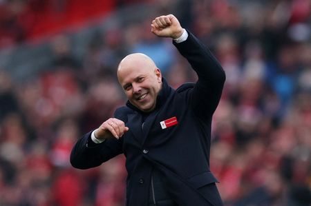 tagreuters.com2025binary_LYNXNPEL1F074-VIEWIMAGE