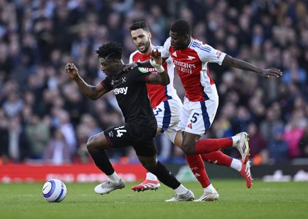 tagreuters.com2025binary_LYNXNPEL1L0AP-VIEWIMAGE