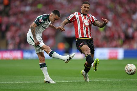 tagreuters.com2025binary_LYNXNPEL4N07L-VIEWIMAGE