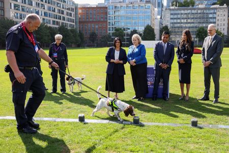 tagreuters.com2025binary_LYNXNPEL870LT-VIEWIMAGE