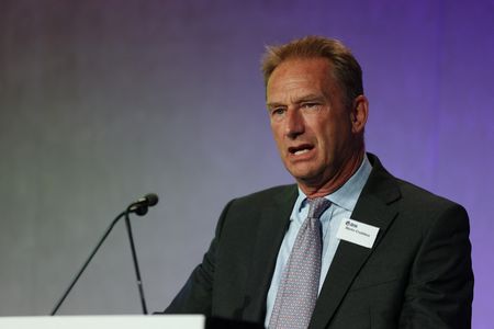 tagreuters.com2025binary_LYNXNPEL890VD-VIEWIMAGE