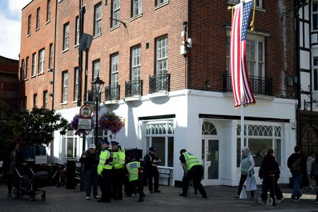 tagreuters.com2025binary_LYNXNPEL8E0JI-VIEWIMAGE