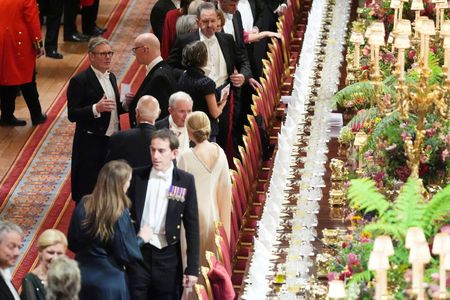 tagreuters.com2025binary_LYNXNPEL8G0YD-VIEWIMAGE