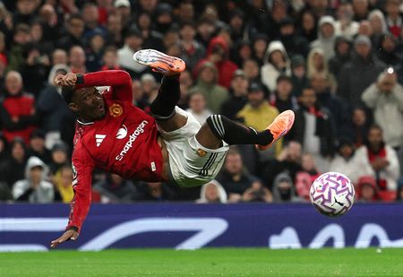 tagreuters.com2025binary_LYNXNPEL8J0F2-VIEWIMAGE