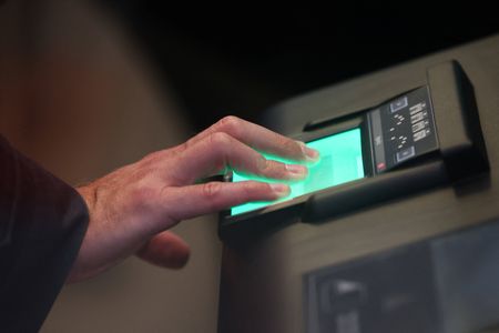 tagreuters.com2025binary_LYNXNPEL8M0R8-VIEWIMAGE