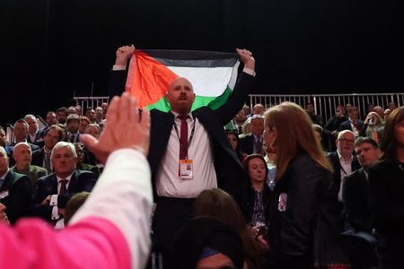 tagreuters.com2025binary_LYNXNPEL8S0EY-VIEWIMAGE