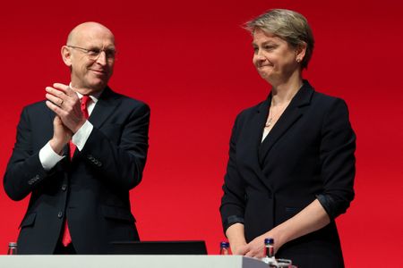 tagreuters.com2025binary_LYNXNPEL8S0F6-VIEWIMAGE