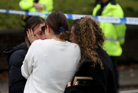 tagreuters.com2025binary_LYNXNPEL910QF-VIEWIMAGE