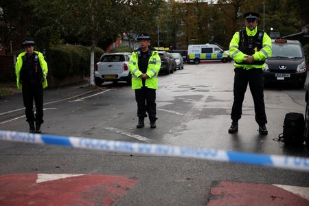 tagreuters.com2025binary_LYNXNPEL9208D-VIEWIMAGE