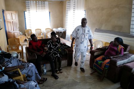 tagreuters.com2022binary_LYNXMPEI120DO-VIEWIMAGE