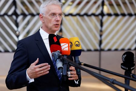 tagreuters.com2022binary_LYNXMPEI5M0VN-VIEWIMAGE