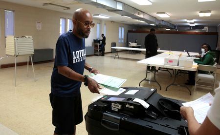 tagreuters.com2022binary_LYNXMPEI7204F-VIEWIMAGE