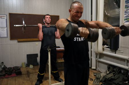 tagreuters.com2022binary_LYNXMPEI7U0BD-VIEWIMAGE