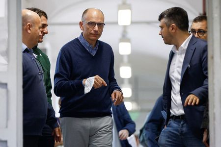 tagreuters.com2022binary_LYNXMPEI8O049-VIEWIMAGE