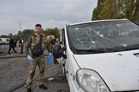 tagreuters.com2022binary_LYNXMPEI8T0CQ-VIEWIMAGE