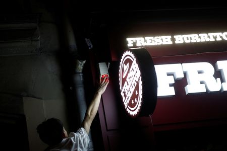 tagreuters.com2022binary_LYNXMPEI9N0EI-VIEWIMAGE