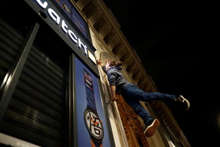 tagreuters.com2022binary_LYNXMPEI9N0EJ-VIEWIMAGE