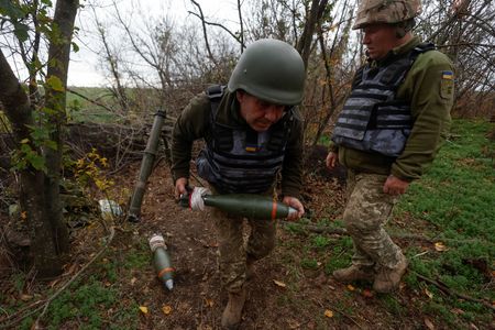 tagreuters.com2022binary_LYNXMPEI9R0UT-VIEWIMAGE