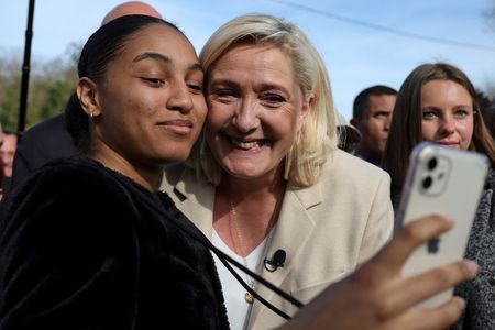 tagreuters.com2022binary_LYNXNPEI3B06H-VIEWIMAGE