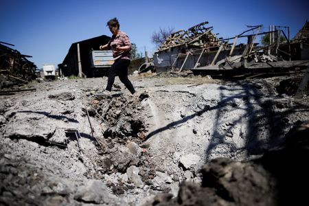 tagreuters.com2022binary_LYNXNPEI450QX-VIEWIMAGE