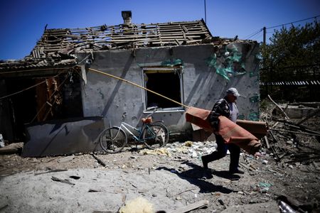 tagreuters.com2022binary_LYNXNPEI450R6-VIEWIMAGE