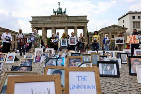 tagreuters.com2022binary_LYNXNPEI460BI-VIEWIMAGE