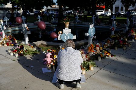 tagreuters.com2022binary_LYNXNPEI4Q0L4-VIEWIMAGE