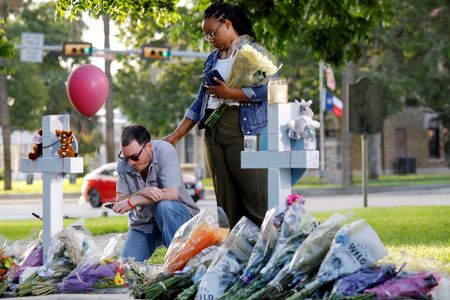 tagreuters.com2022binary_LYNXNPEI4Q0L6-VIEWIMAGE