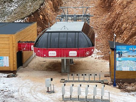 tagreuters.com2023binary_LYNXMPEJ030FM-VIEWIMAGE