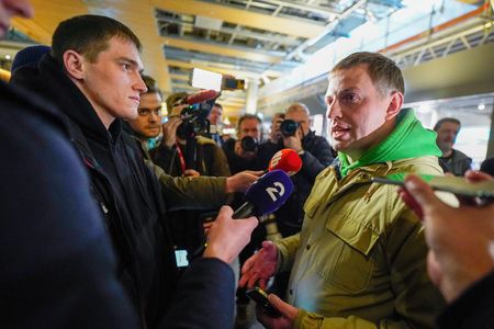 tagreuters.com2023binary_LYNXMPEJ120SI-VIEWIMAGE