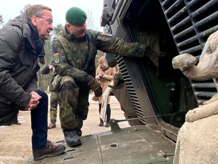 tagreuters.com2023binary_LYNXMPEJ1J0IE-VIEWIMAGE